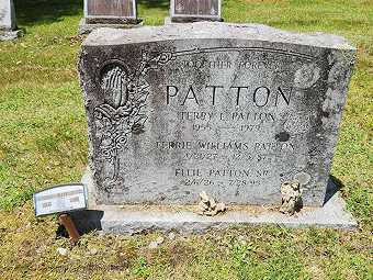 Grave Care: Before and After / image 340255